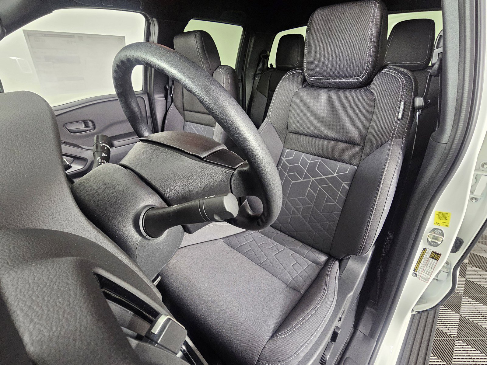 New 2026 Nissan Frontier SV image 23