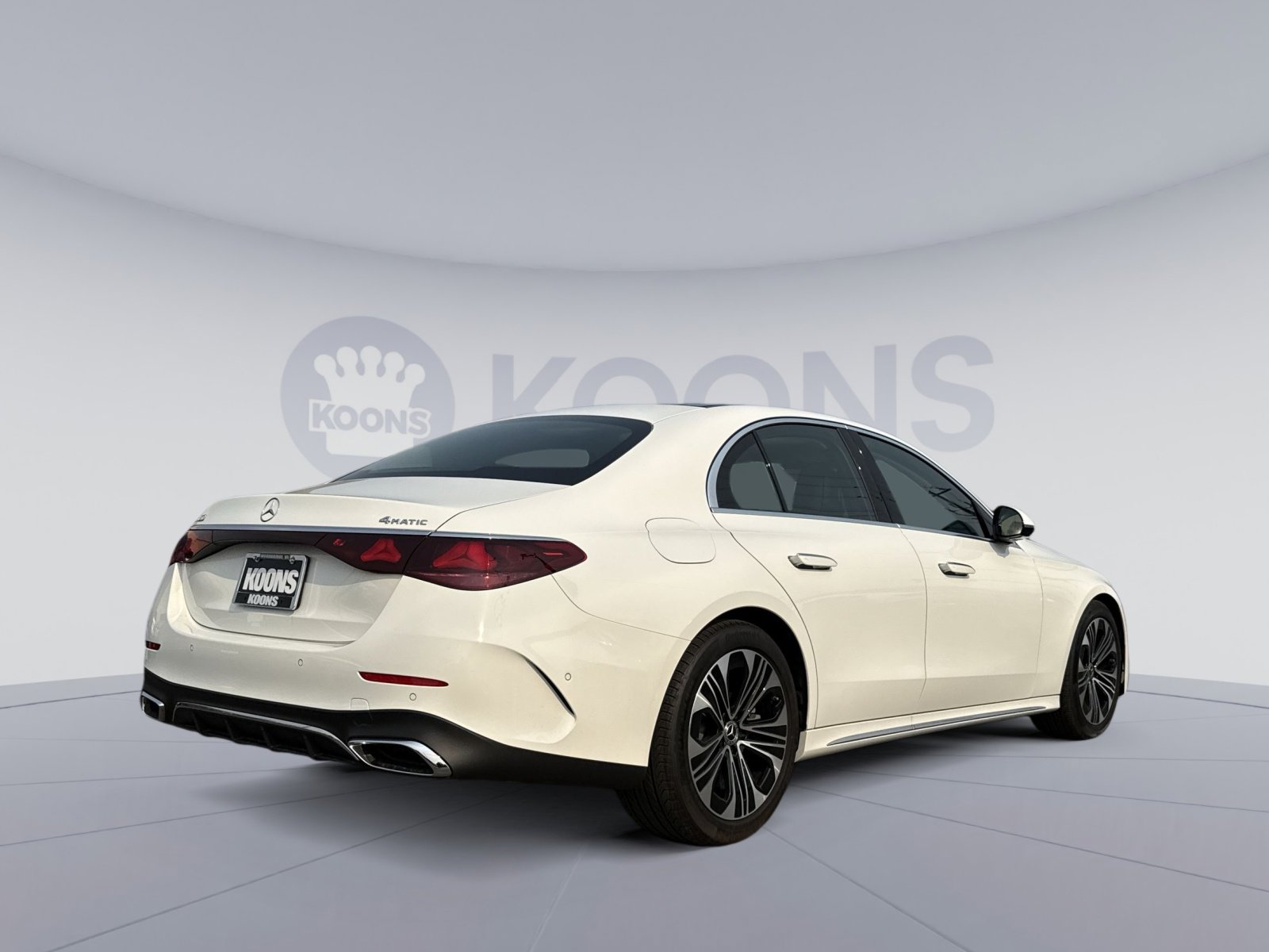 Used 2025 Mercedes-Benz E 450 4MATIC Sedan image 7