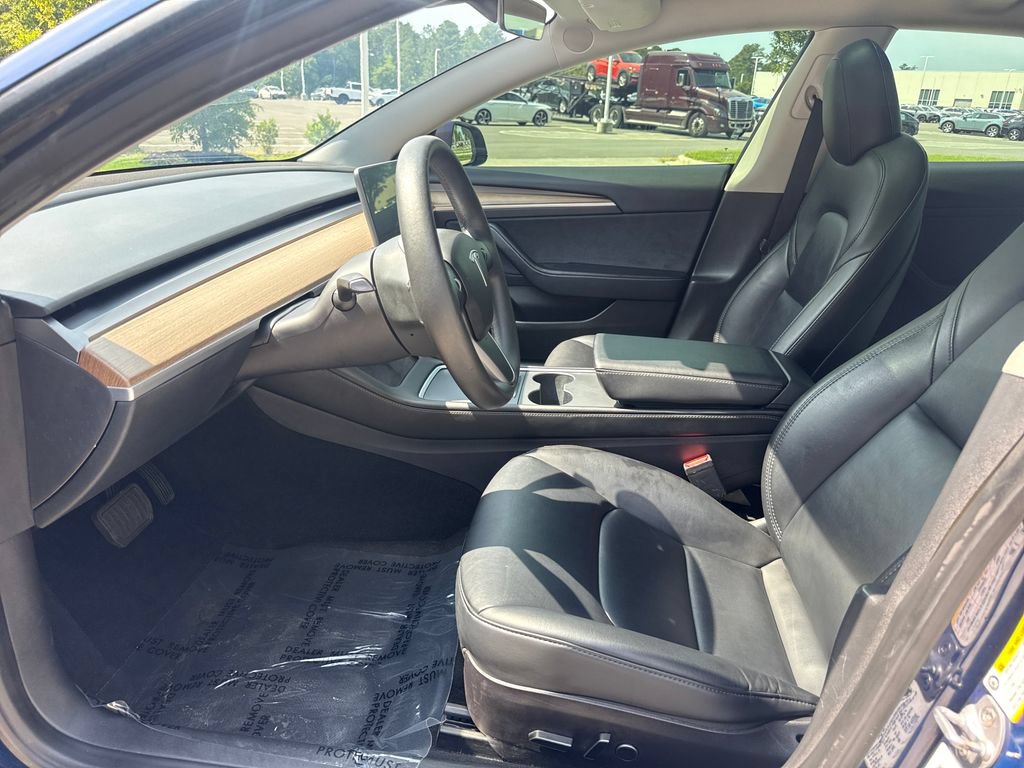 Used 2023 Tesla Model 3 Standard Range RWD image 12