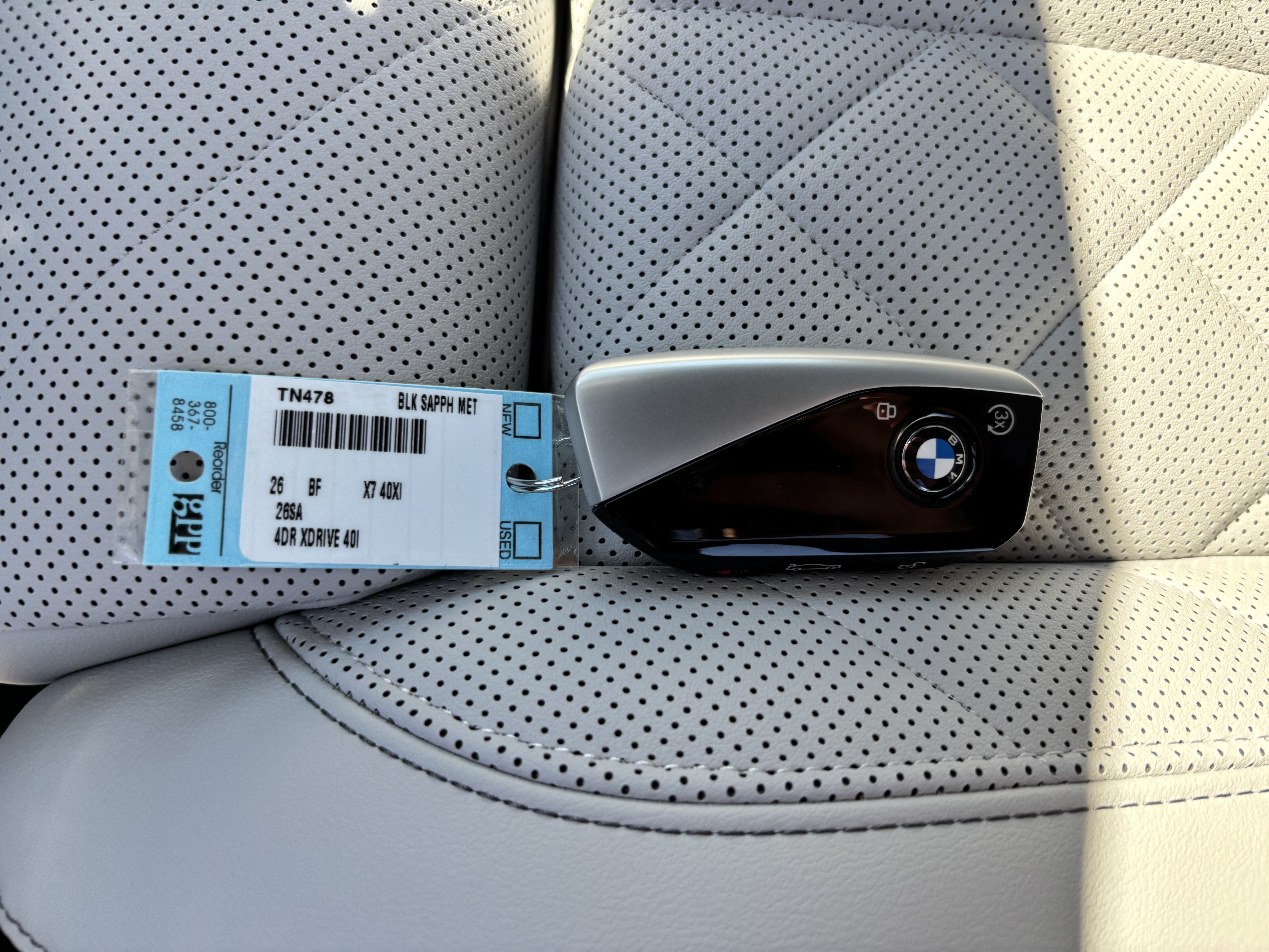 Used 2026 BMW X7 xDrive40i w/ M Sport Package AWD/4WD image 38