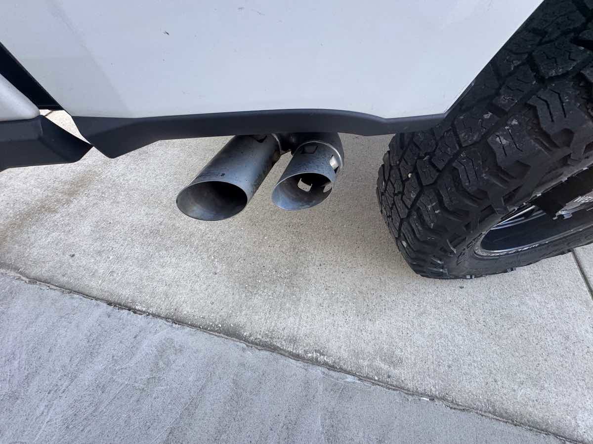 Used 2023 Ford F250 Limited w/ FX4 Off-Road Package image 35