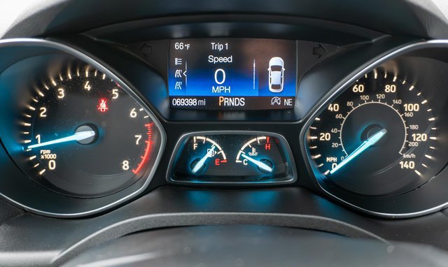 Used 2019 Ford Escape Titanium AWD/4WD image 24