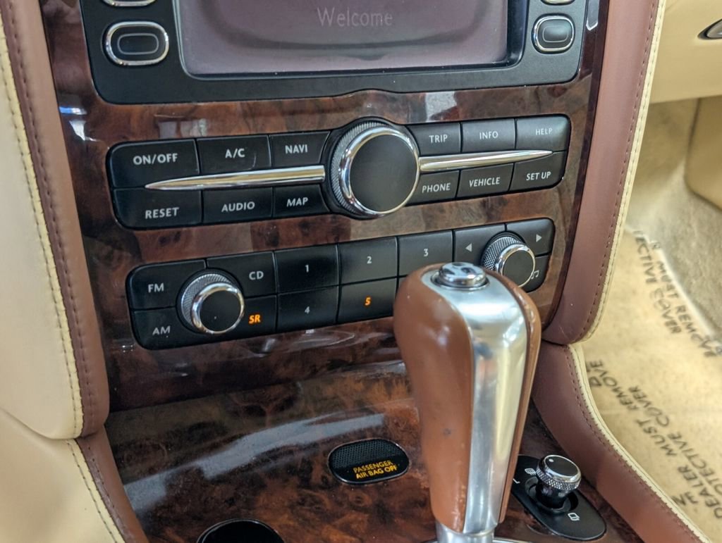 Used 2008 Bentley Flying Spur Flying Spur AWD/4WD image 20