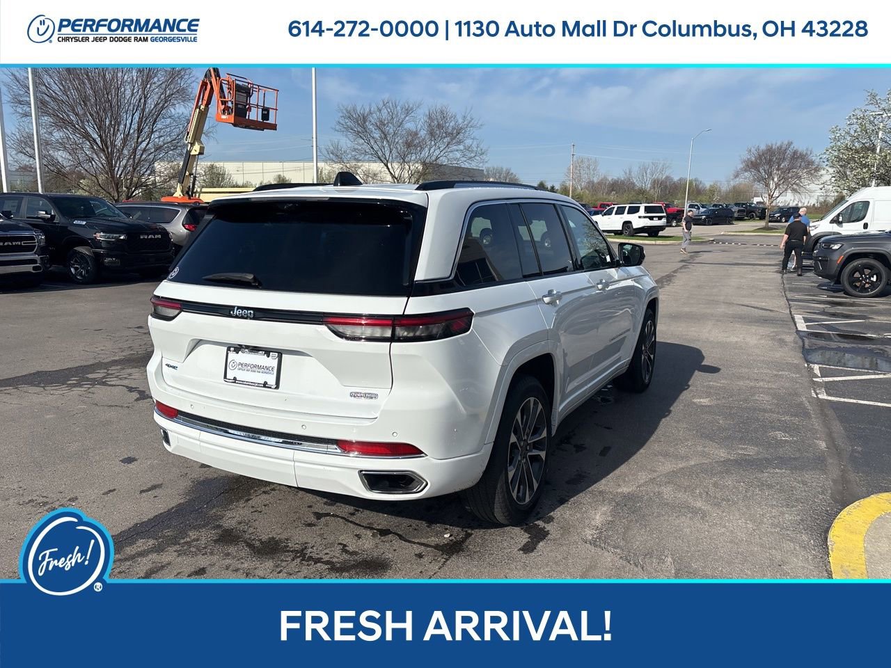 Used 2022 Jeep Grand Cherokee Overland w/ Advanced Protech Group III image 4