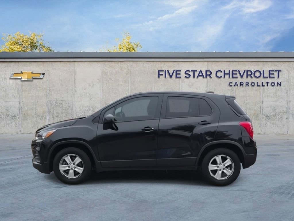 Used 2020 Chevrolet Trax LS w/ Tint and Cruise Package FWD image 4
