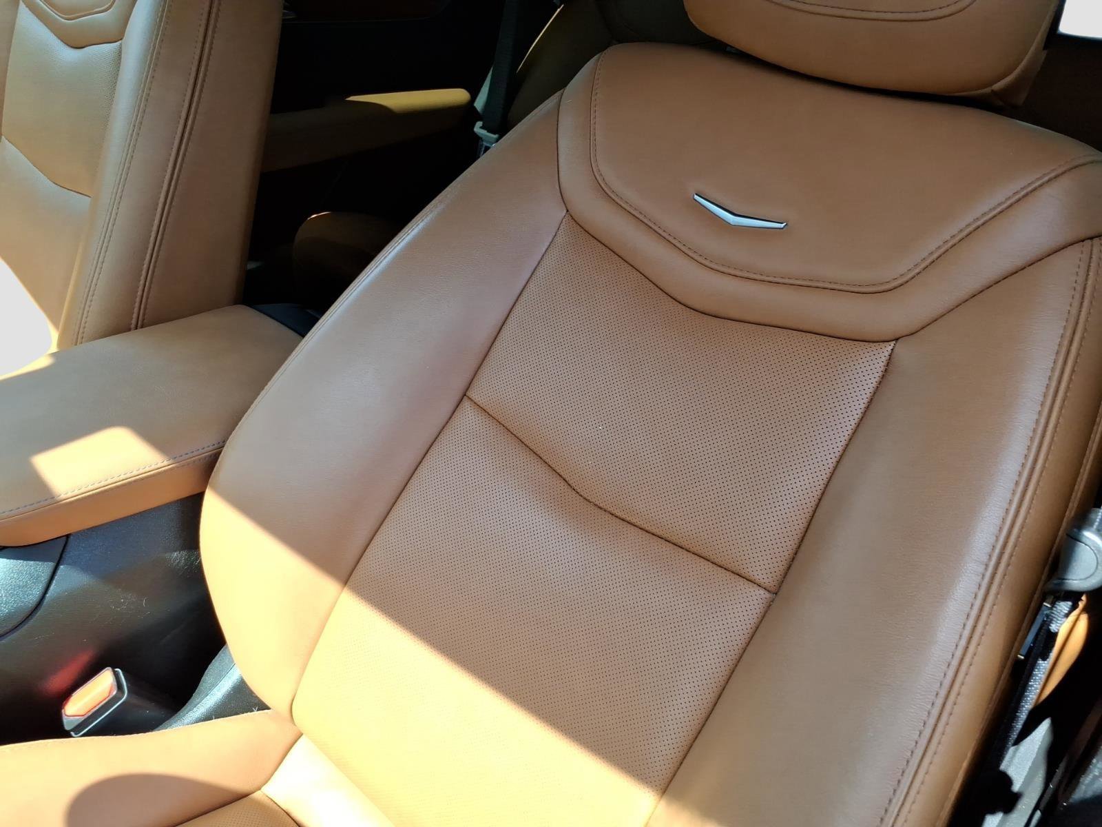 Certified 2023 Cadillac XT5 Premium Luxury AWD/4WD image 14