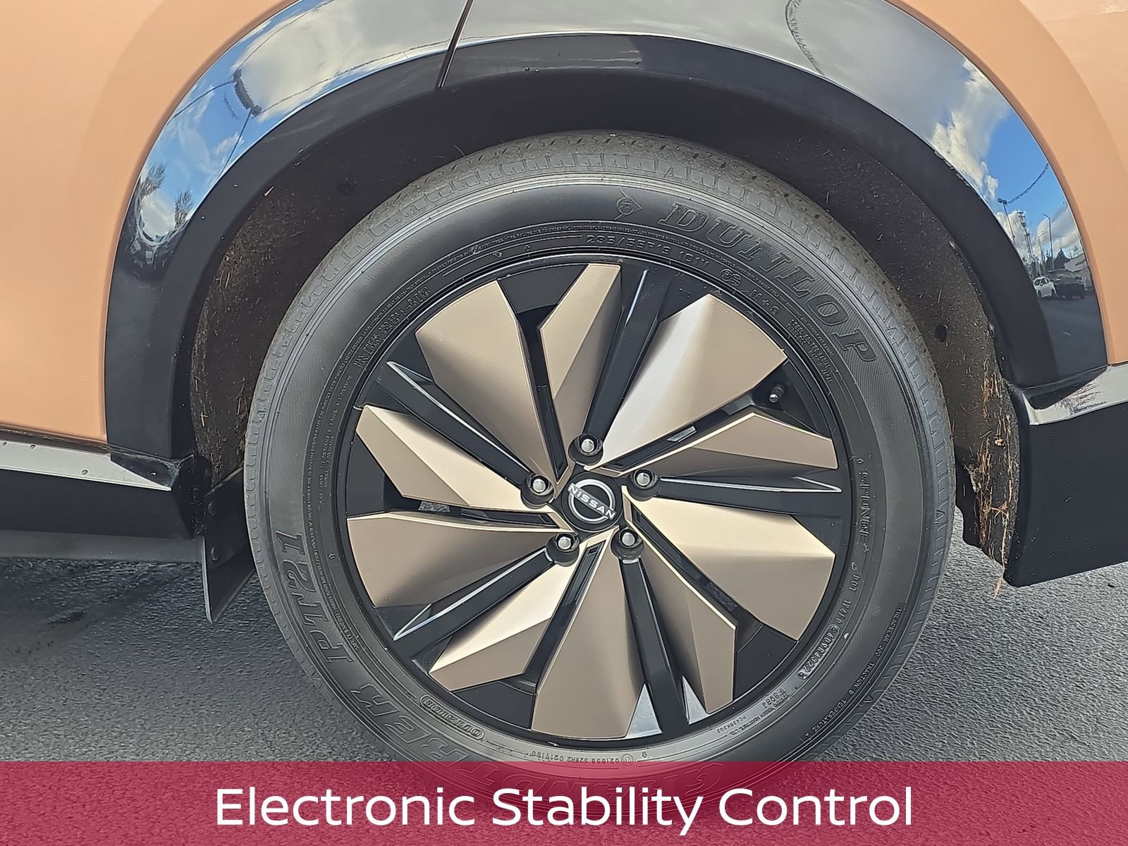 Used 2023 Nissan Ariya PREMIERE image 11