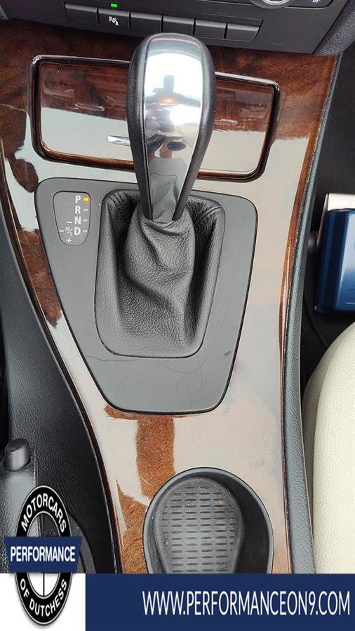 Used 2013 BMW 328i Convertible RWD image 21