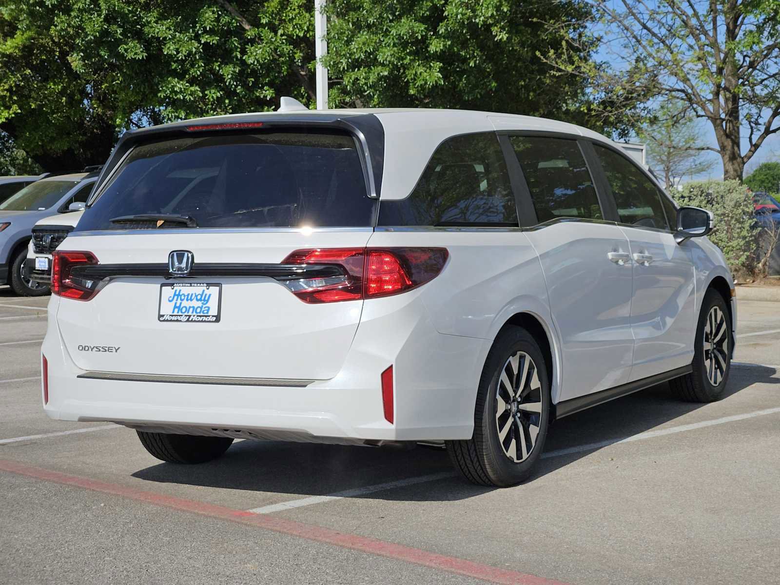 New 2026 Honda Odyssey EX-L image 4