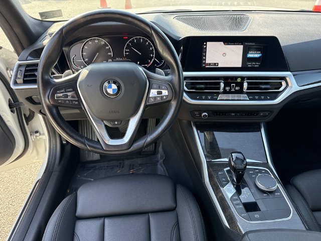 Used 2020 BMW 330i xDrive Sedan w/ Convenience Package AWD/4WD image 18