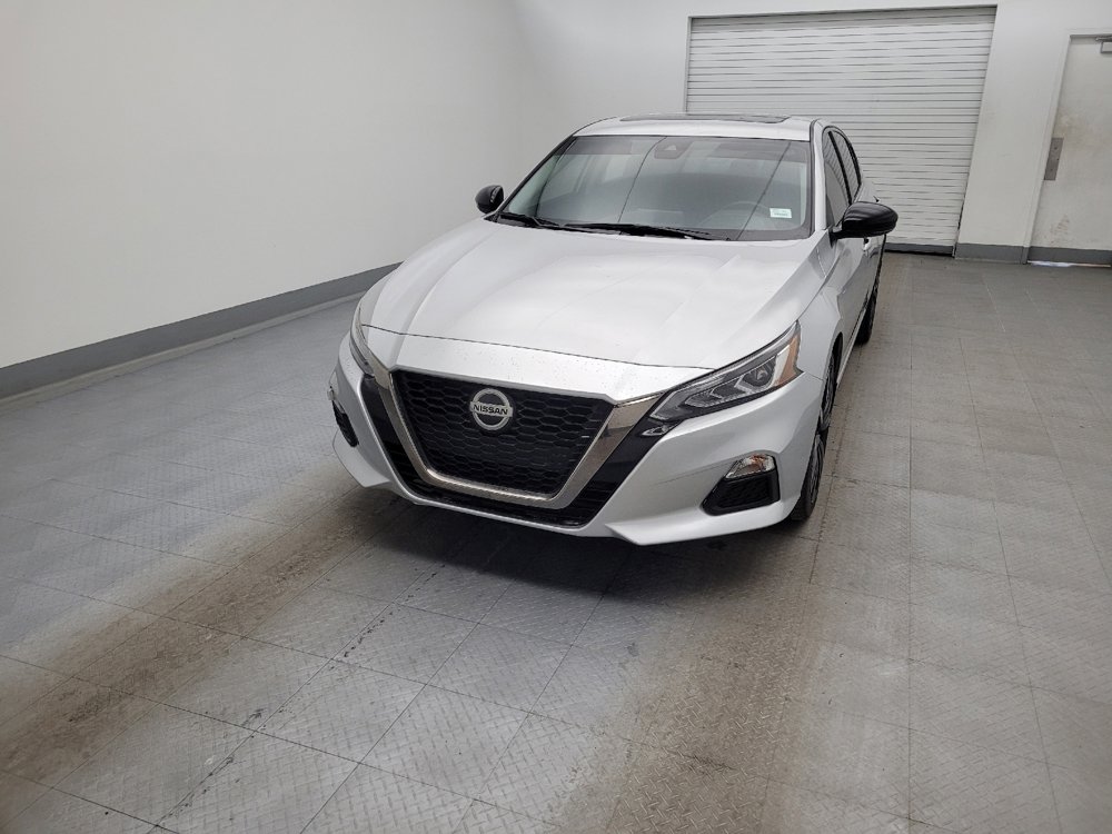 Used 2021 Nissan Altima 2.5 SR w/ SR Premium Package image 15