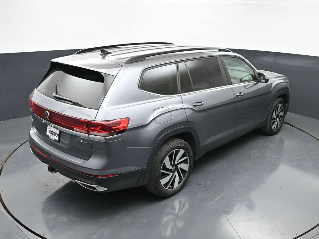 Used 2025 Volkswagen Atlas SE AWD/4WD image 34