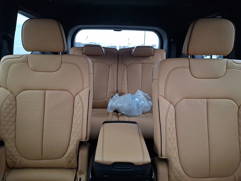 New 2026 Jeep Grand Cherokee L Summit image 14