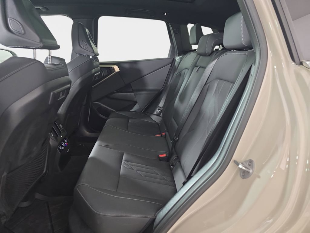 Used 2025 BMW X3 xDrive30i w/ Convenience Package AWD/4WD image 17