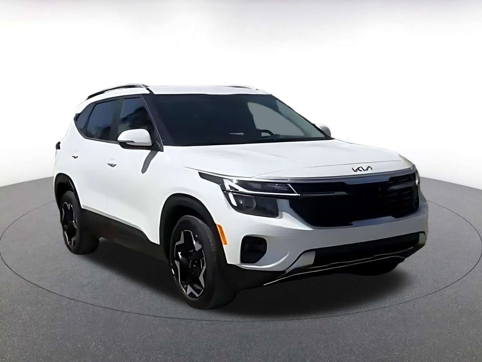 Used 2025 Kia Seltos S video 2