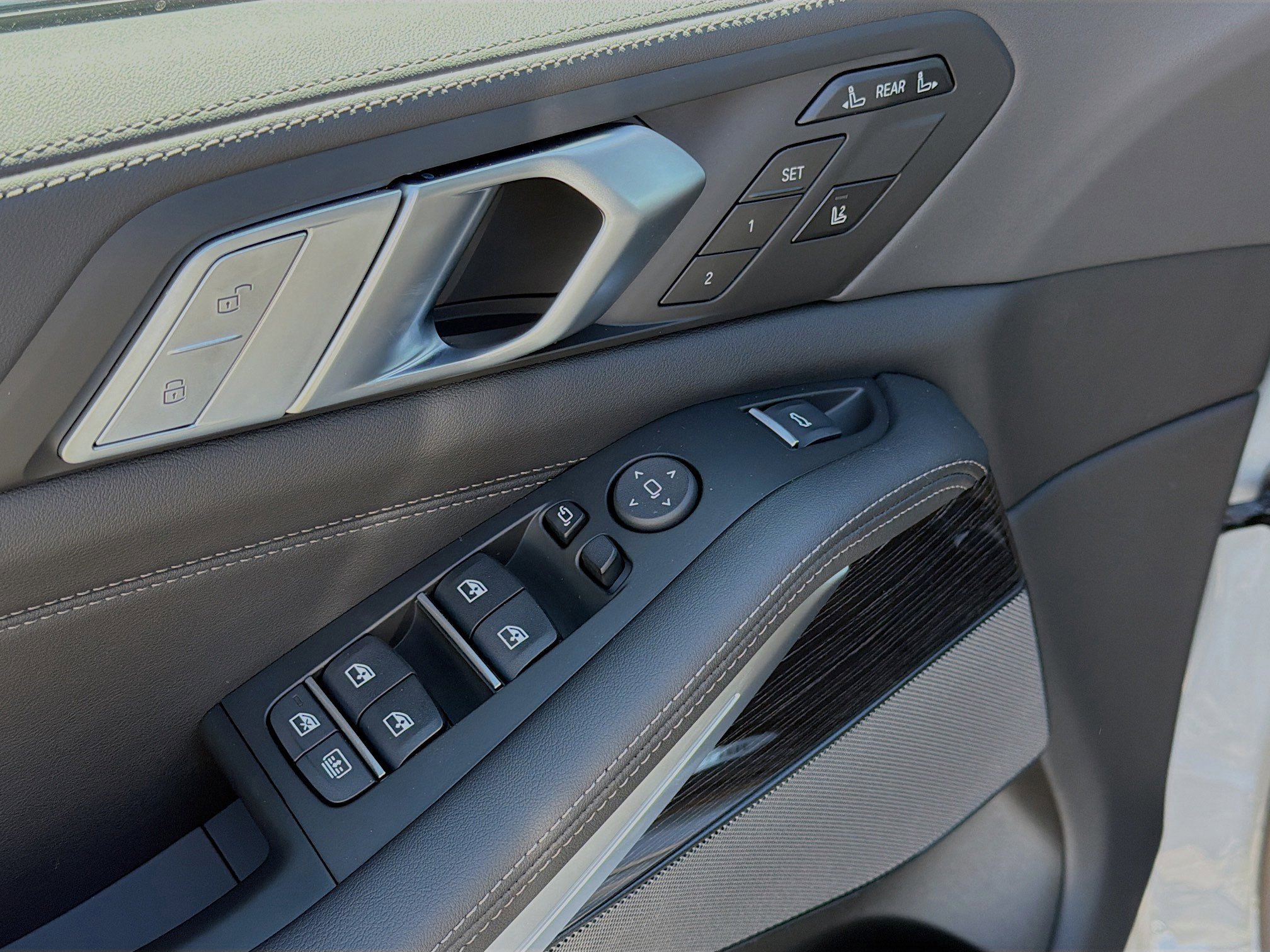 New 2026 BMW X7 xDrive40i w/ M Sport Package image 23