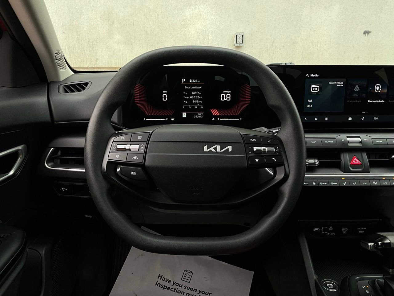 Used 2025 Kia K4 LXS image 33