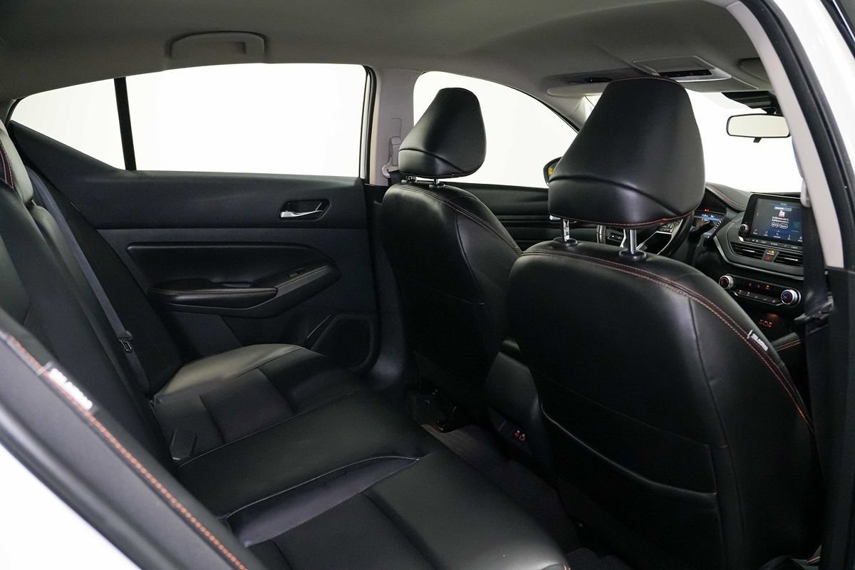 Used 2022 Nissan Altima 2.5 SR FWD image 23