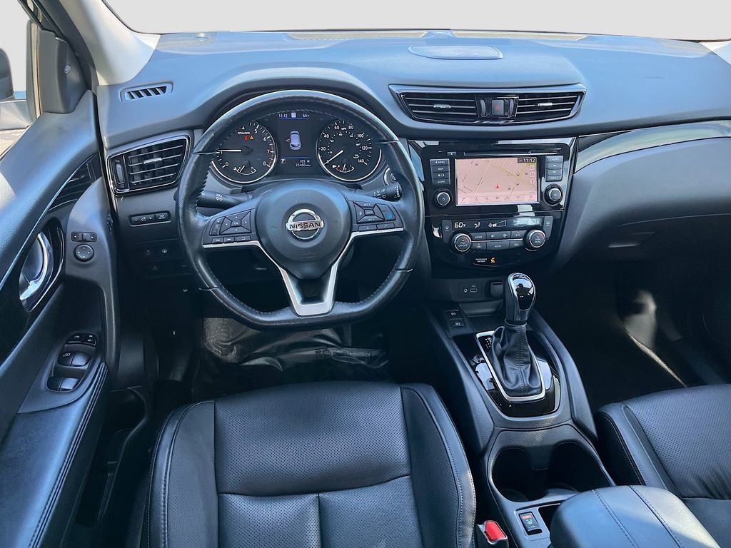 Used 2021 Nissan Rogue Sport SL w/ Premium Package FWD image 23