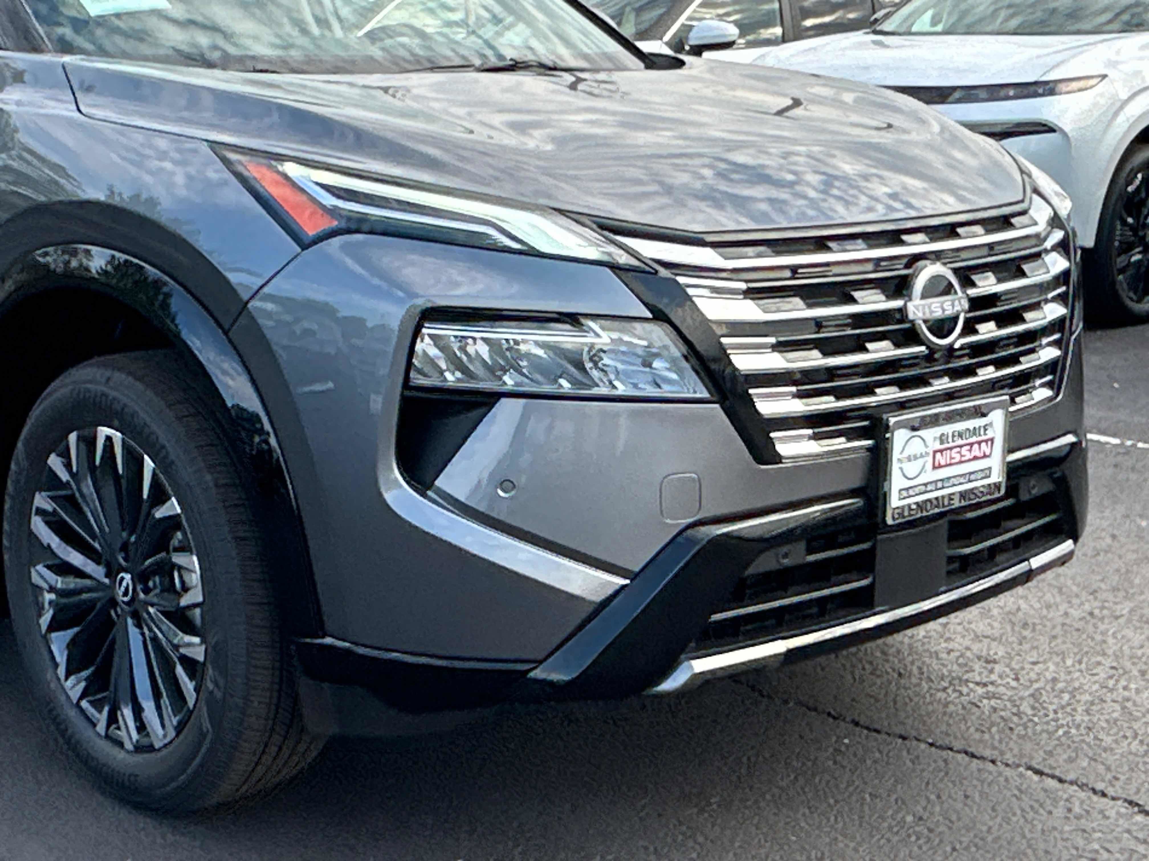 New 2026 Nissan Rogue Platinum w/ Platinum Premium Package image 4
