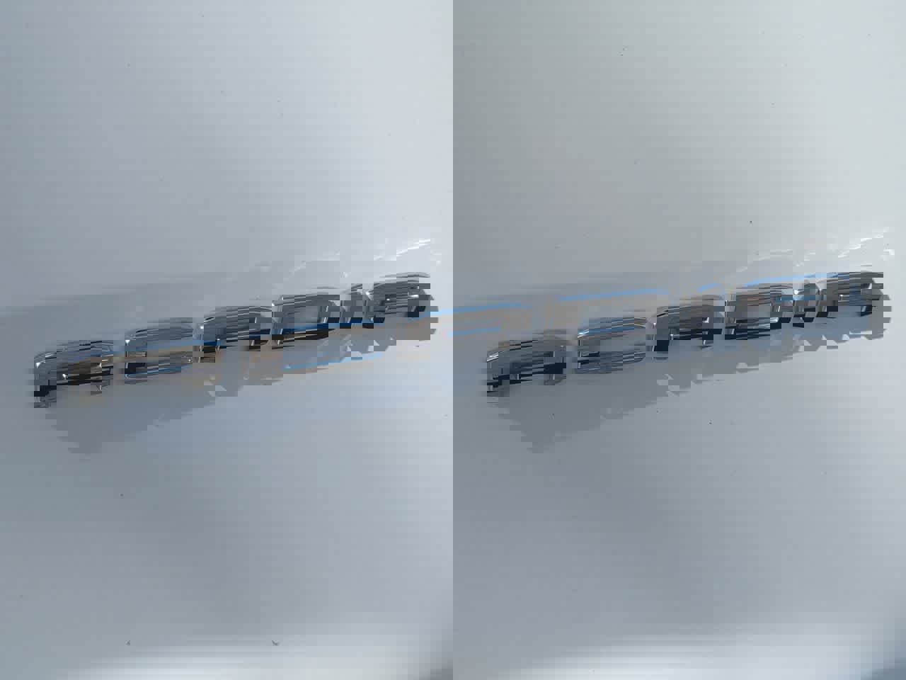 Used 2025 GMC Acadia Elevation image 13