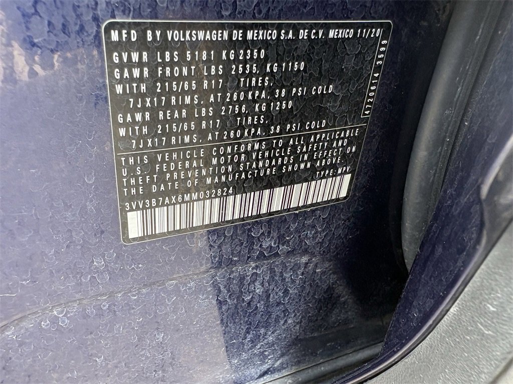 Used 2021 Volkswagen Tiguan SE image 31