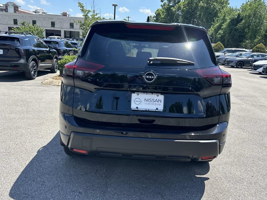 New 2026 Nissan Rogue Dark Armor FWD image 6