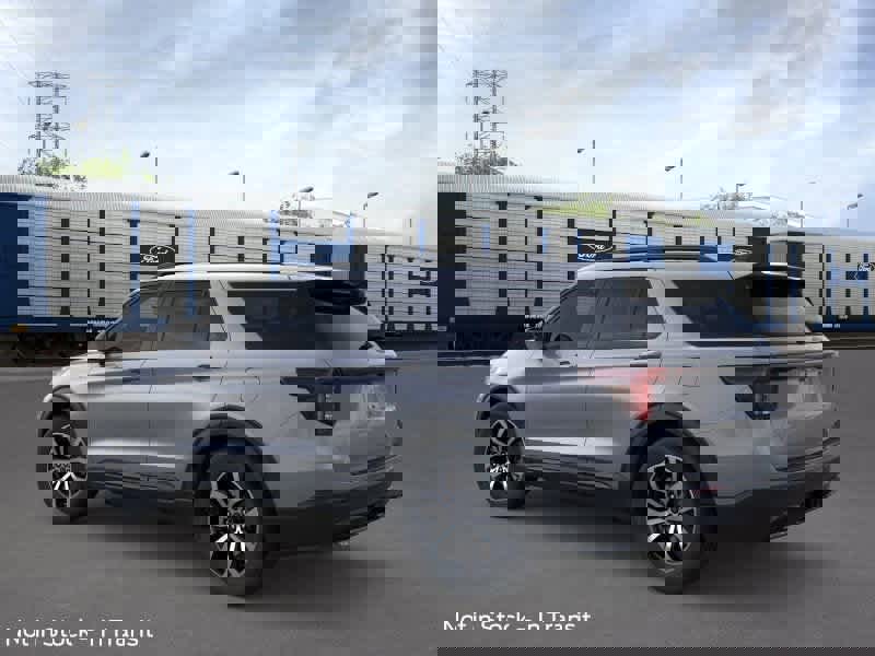New 2026 Ford Explorer ST-Line image 4