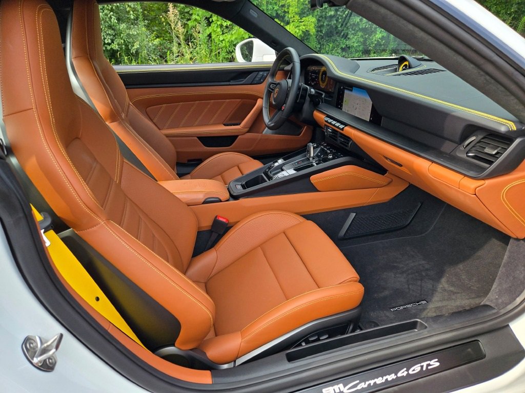Certified 2025 Porsche 911 Carrera 4 GTS image 31