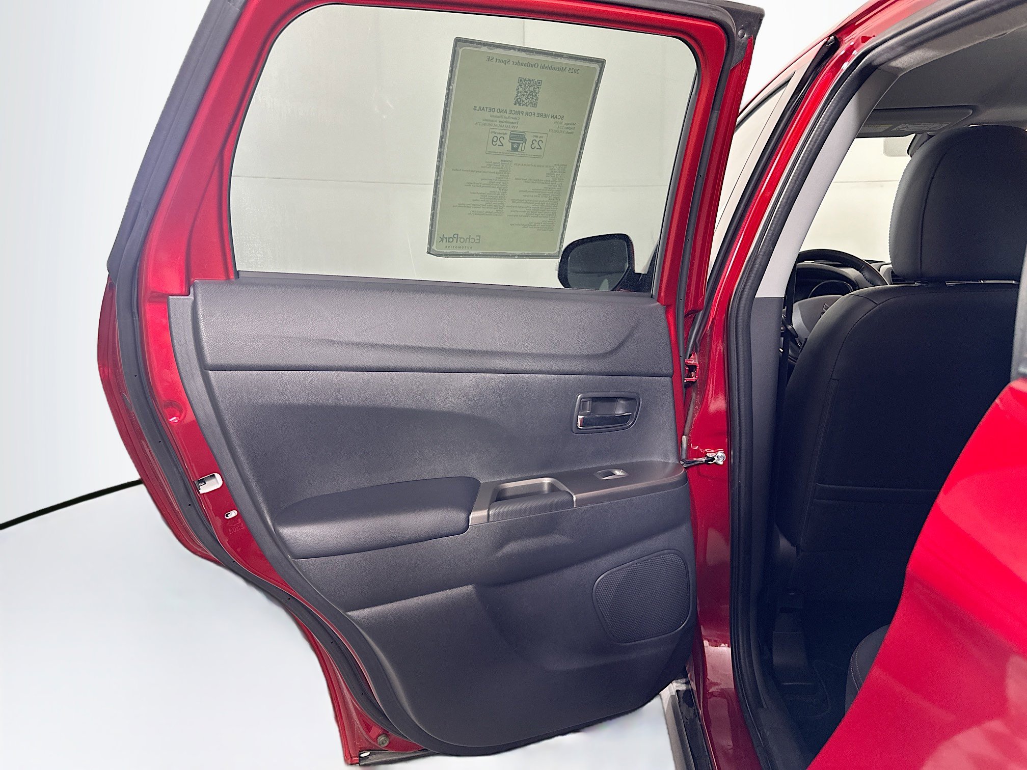 Used 2025 Mitsubishi Outlander Sport SE image 25