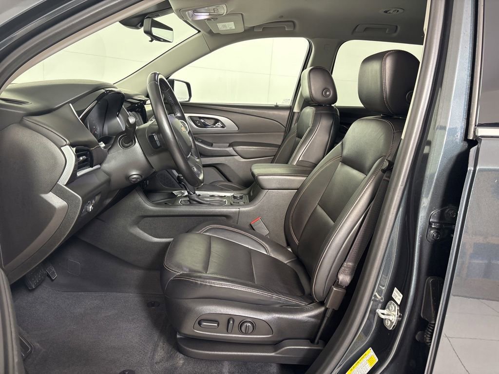 Used 2018 Chevrolet Traverse Premier w/ Driver Confidence II Package image 14