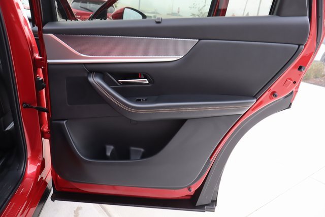 Used 2024 MAZDA CX-90 Plug-In Hybrid w/ Preferred image 31