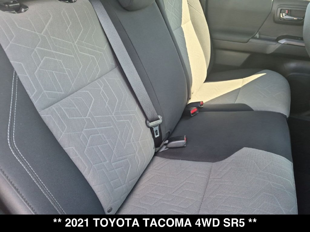Used 2021 Toyota Tacoma TRD Sport AWD/4WD image 27
