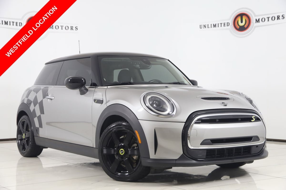 Used 2024 MINI Cooper SE FWD image 1