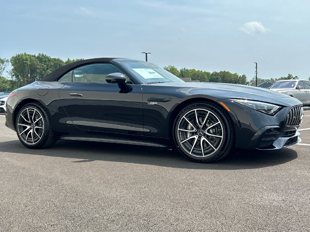 New 2027 Mercedes-Benz SL 43 AMG image 2