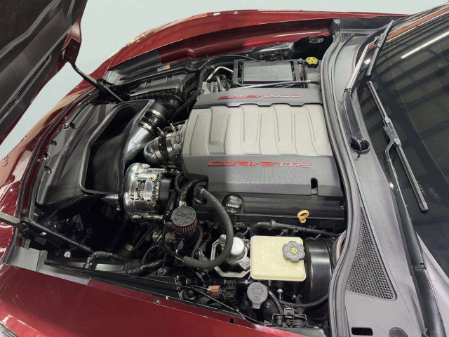 Used 2016 Chevrolet Corvette Stingray Coupe RWD image 38