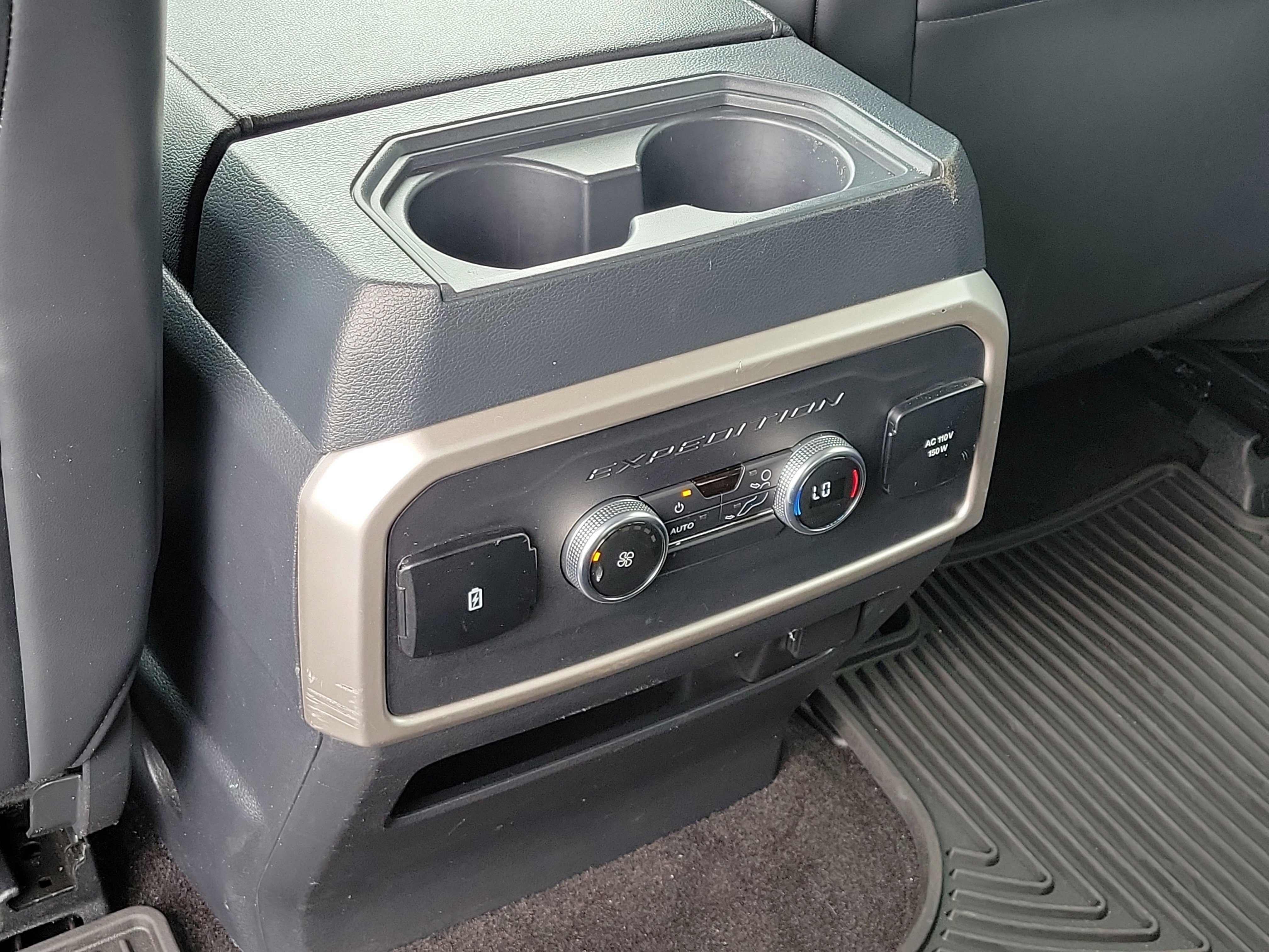 Used 2022 Ford Expedition XLT RWD image 15