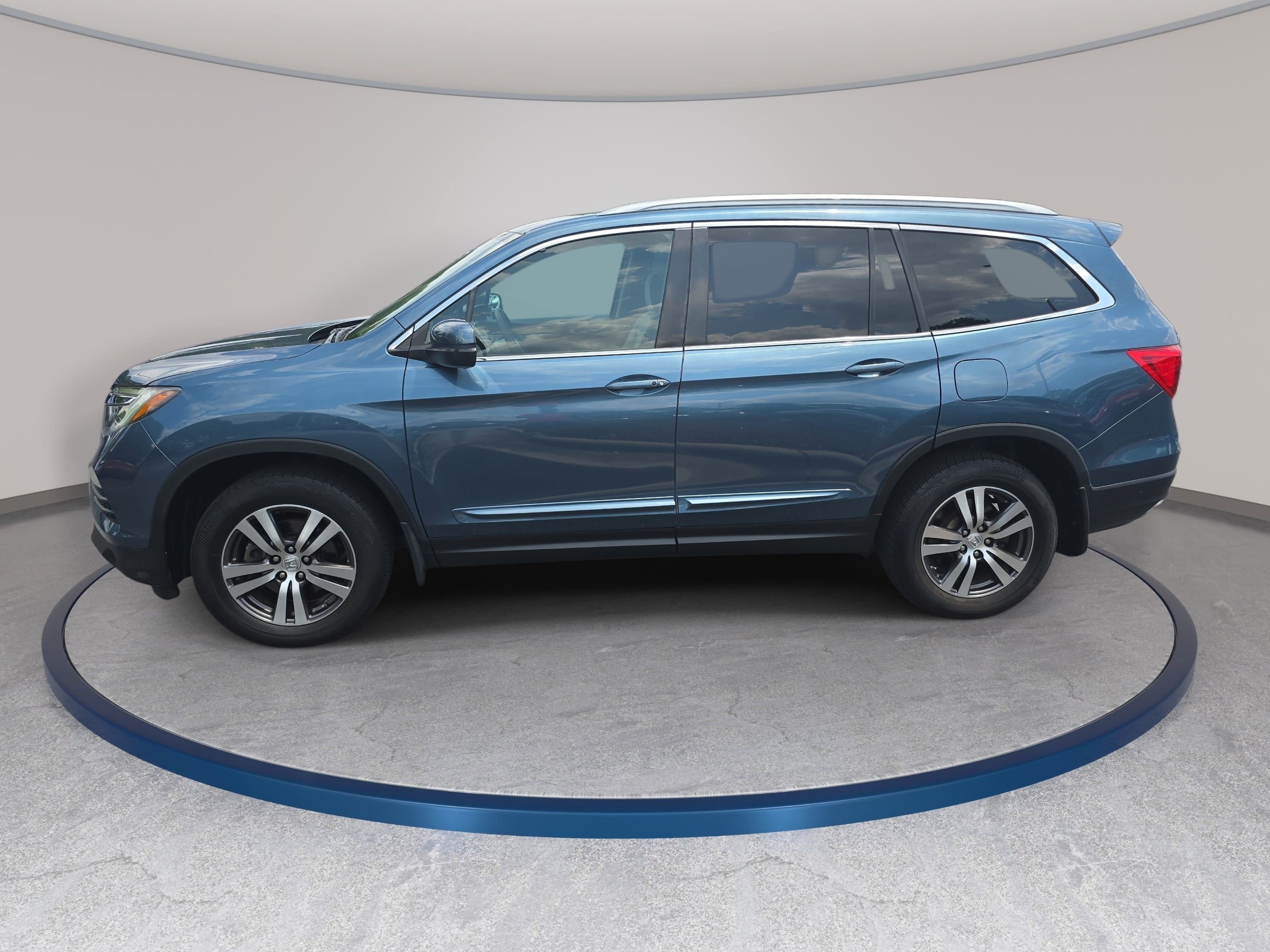 Used 2016 Honda Pilot EX image 8