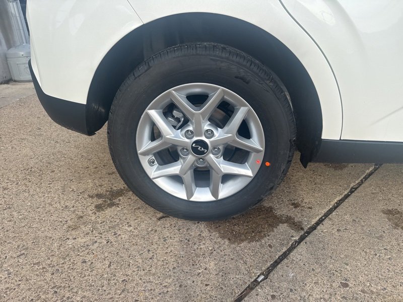 New 2025 Kia Soul LX w/ LX Technology Package image 9