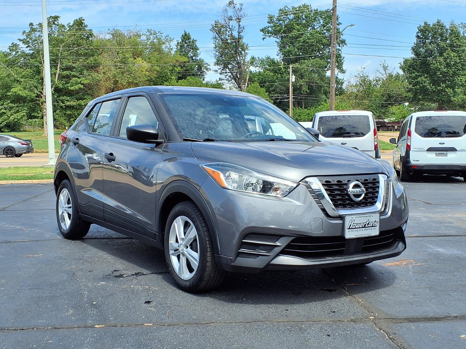 Used 2020 Nissan Kicks S FWD image 1