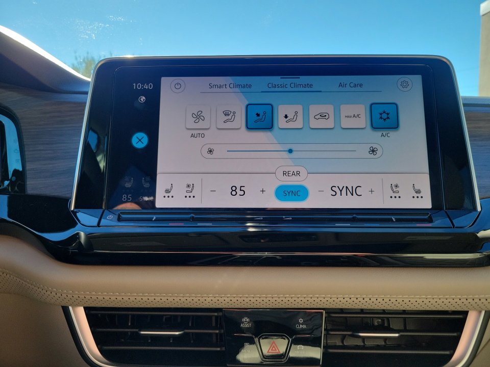 New 2026 Volkswagen Atlas SEL Premium R-Line image 18