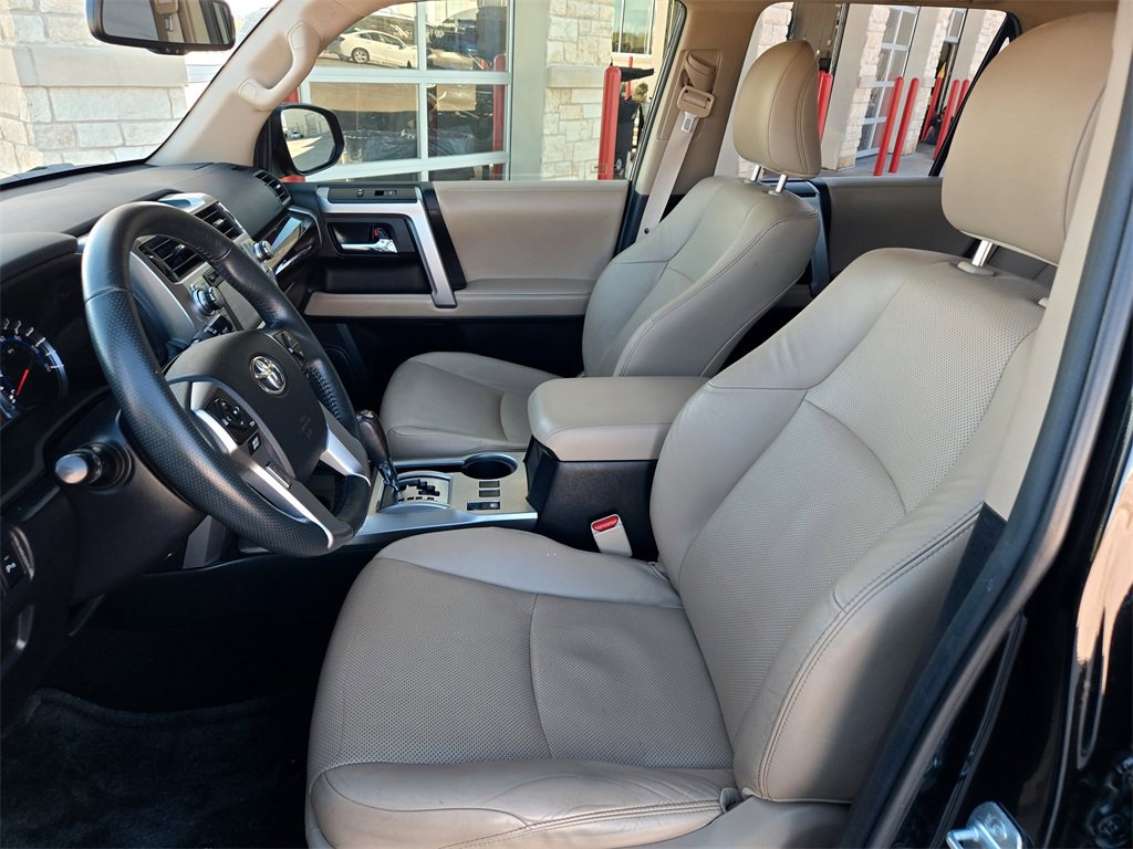 Used 2015 Toyota 4Runner Limited image 26