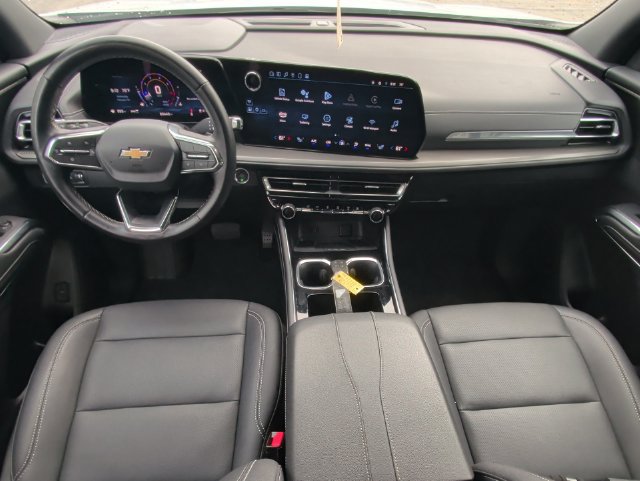 Used 2025 Chevrolet Traverse LT AWD/4WD image 25