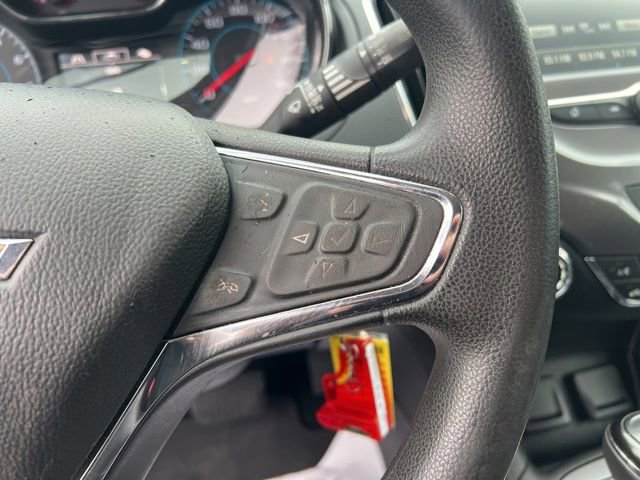 Used 2018 Chevrolet Cruze LT image 15