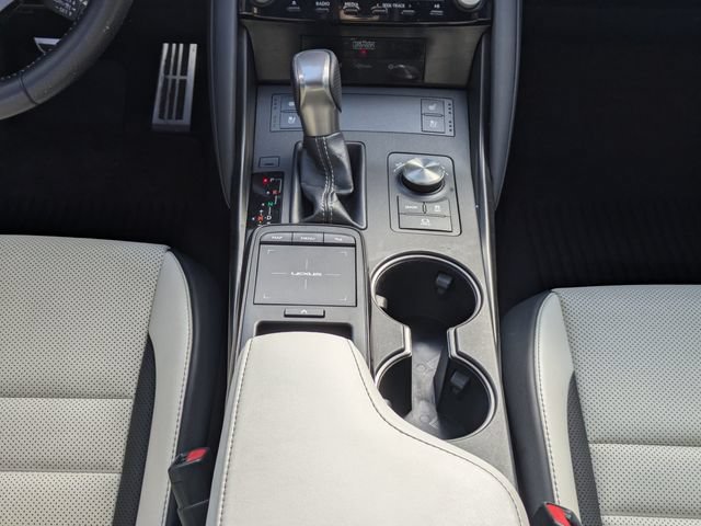 Used 2021 Lexus IS 350 F Sport RWD image 18