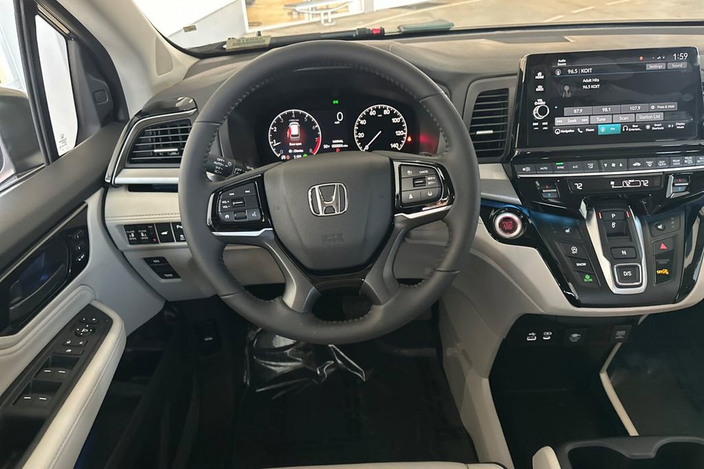 New 2026 Honda Odyssey Touring image 16