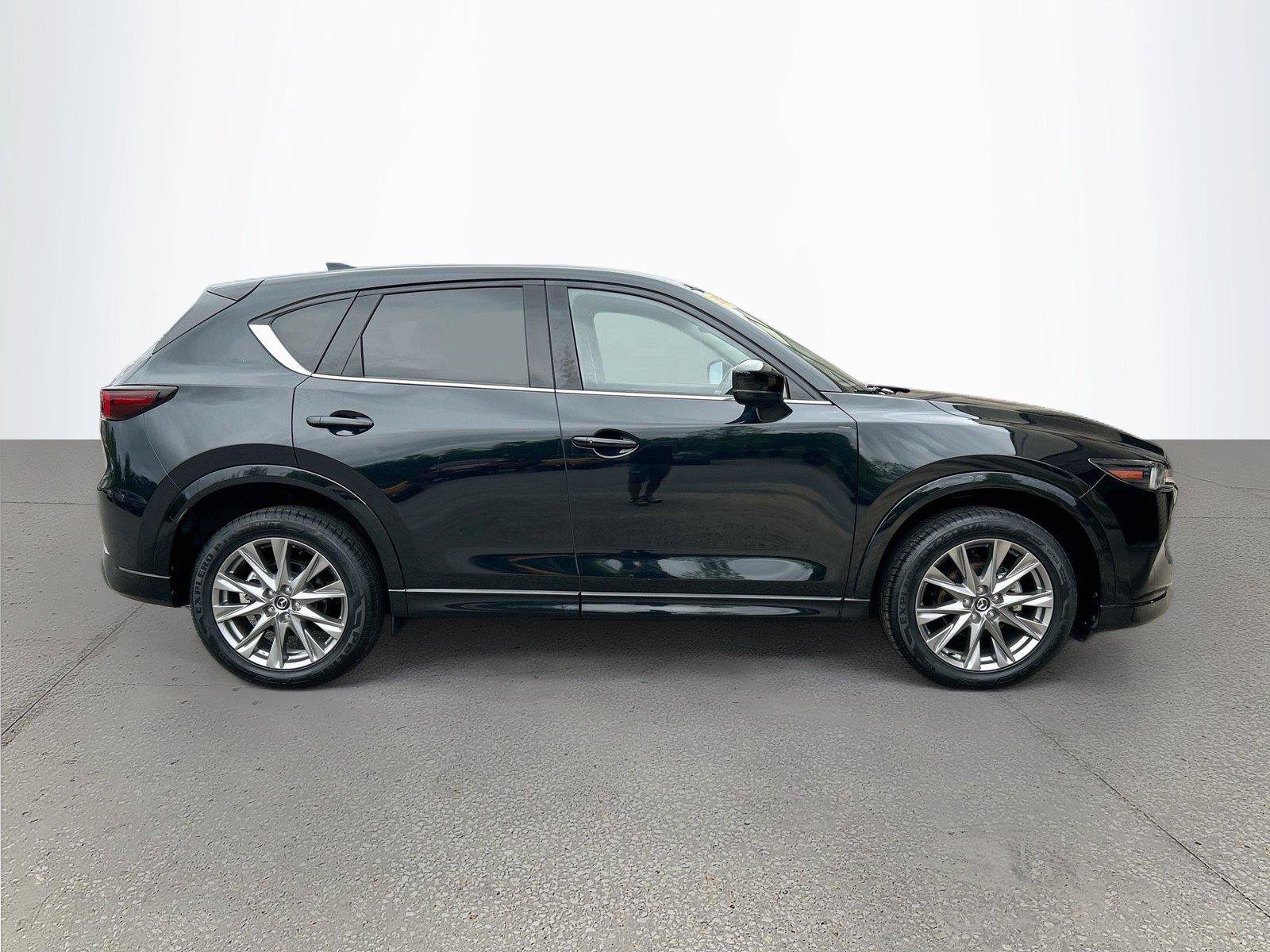 Used 2024 MAZDA CX-5 AWD 2.5 S w/ Premium Package image 3