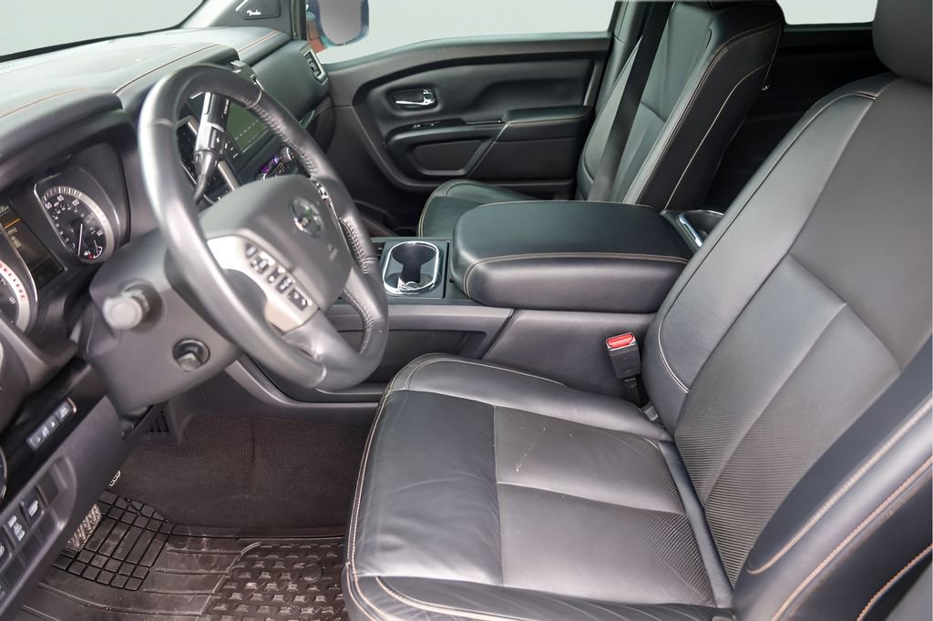 Used 2019 Nissan Titan SL w/ Midnight Edition AWD/4WD image 12