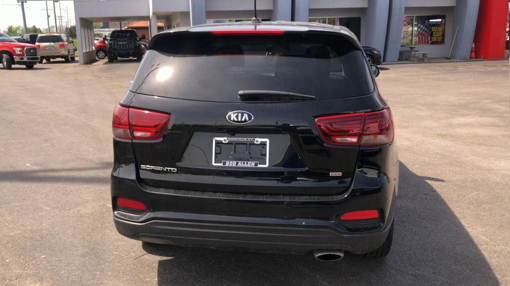 Used 2020 Kia Sorento LX FWD image 6