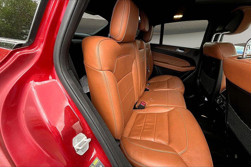 Used 2016 Mercedes-Benz GLE 450 4MATIC Coupe w/ Premium Package image 26